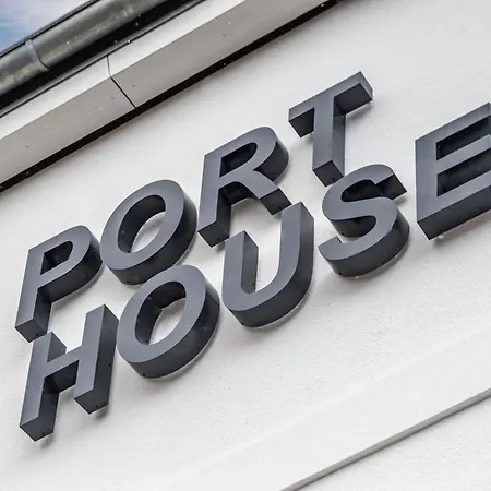 Porthouse 1 דירה